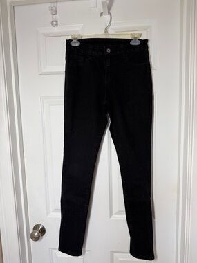 SHEIN Women's Classic Black Skinny Jeans